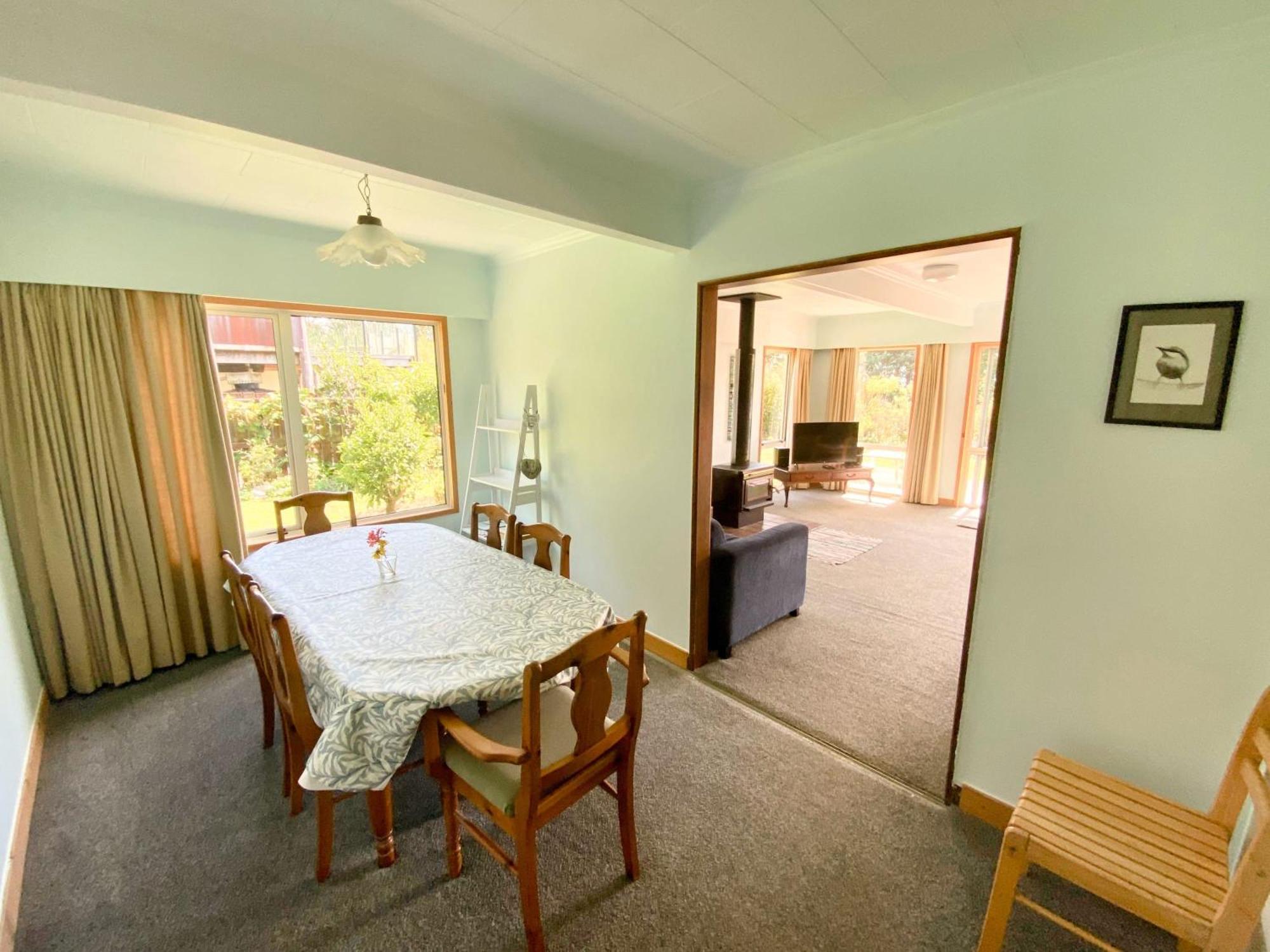 Вилла Coastal Charm In Patons Rock Rangihaeata Экстерьер фото