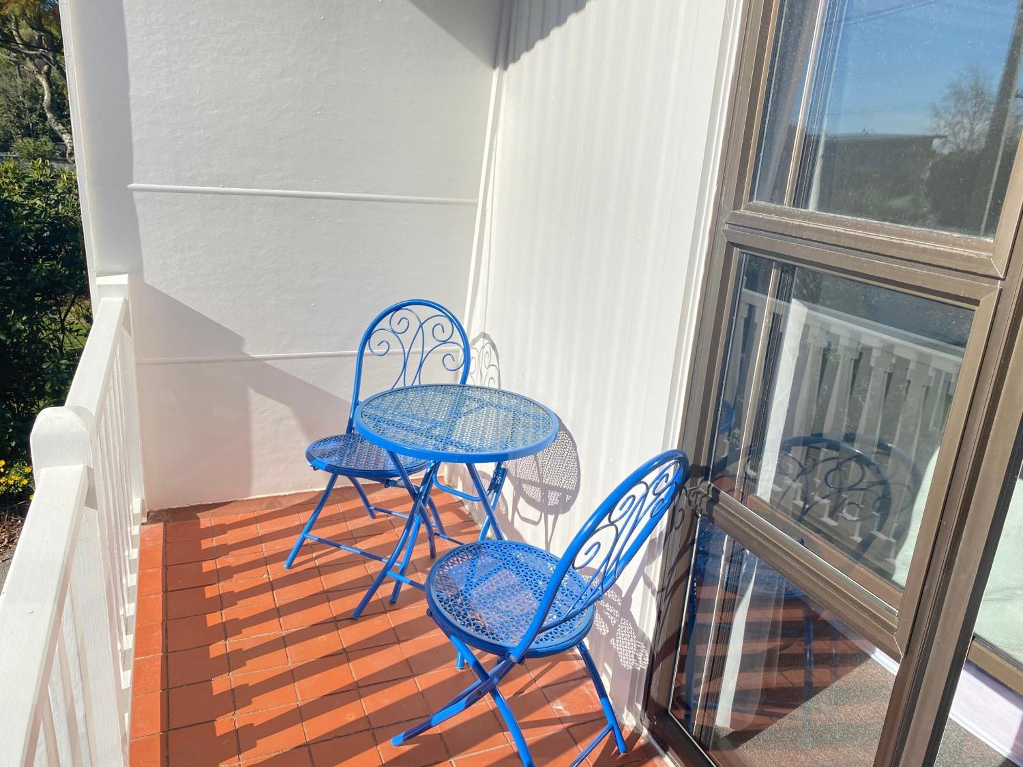 Вилла Coastal Charm In Patons Rock Rangihaeata Экстерьер фото